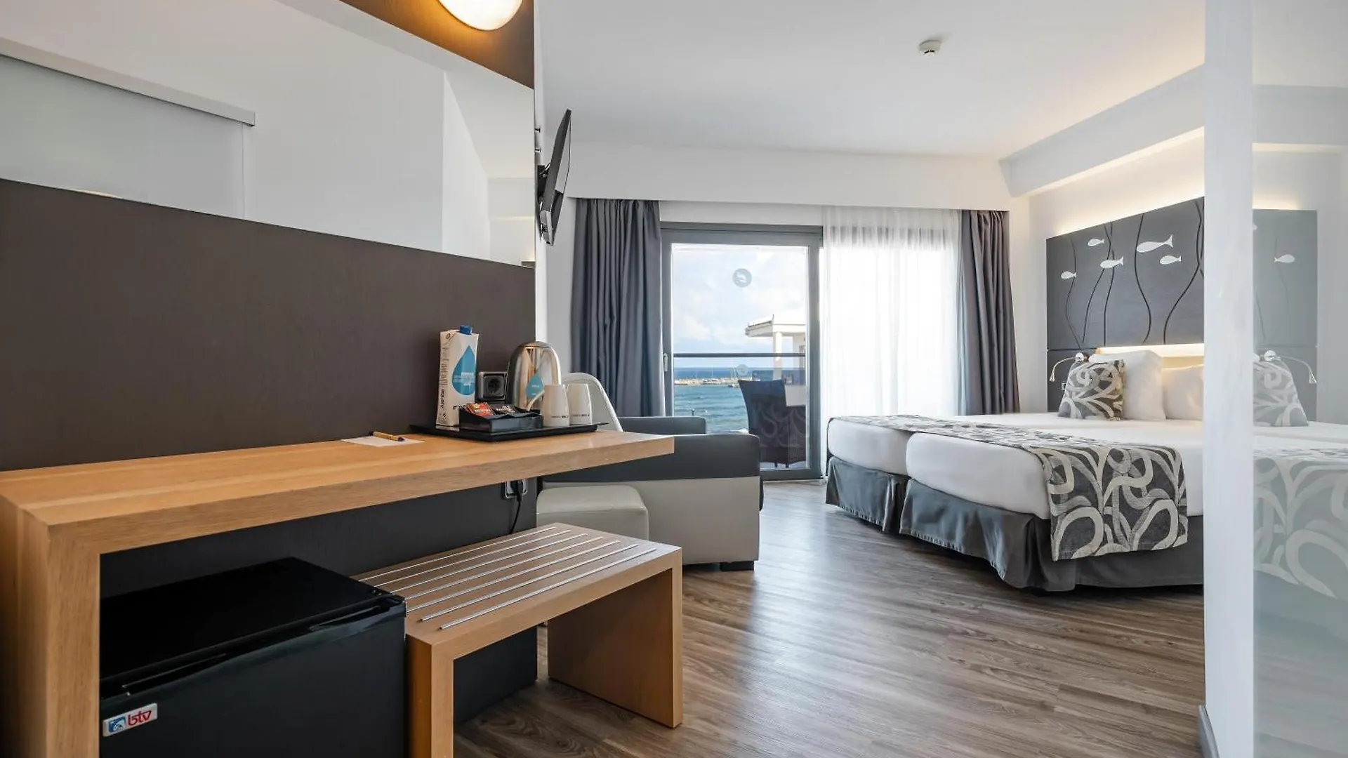Hotel Thb Gran Bahia Can Picafort  Spain